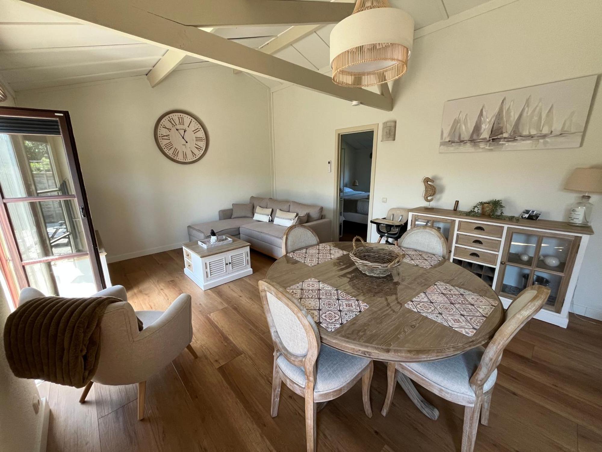 Myfa Beachcottage Zeewind Ii 243 *